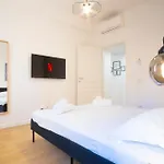 Apartment Elegantis Santa Croce Rom