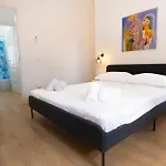 Elegantis Santa Croce Apartment Rome